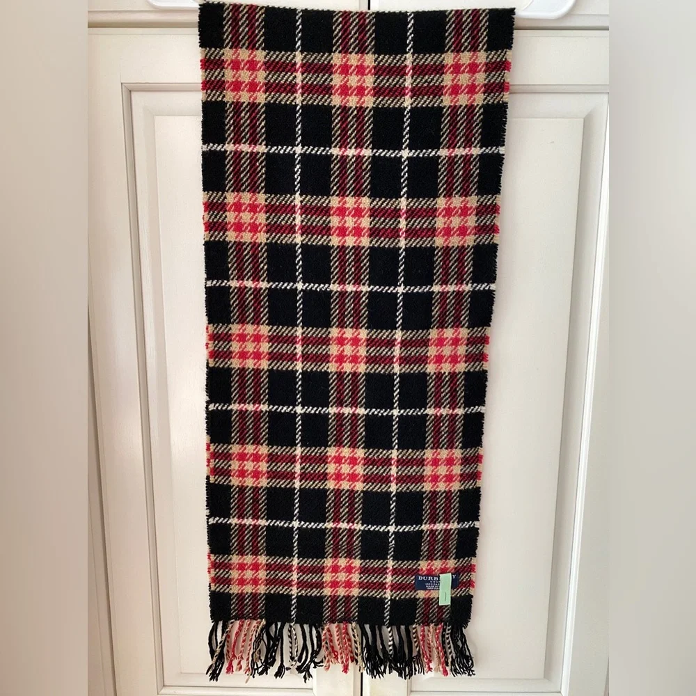 BURBERRY Red CHECKER CASHMERE SCARF FRINGE unisex EUC 30 × 168 cm