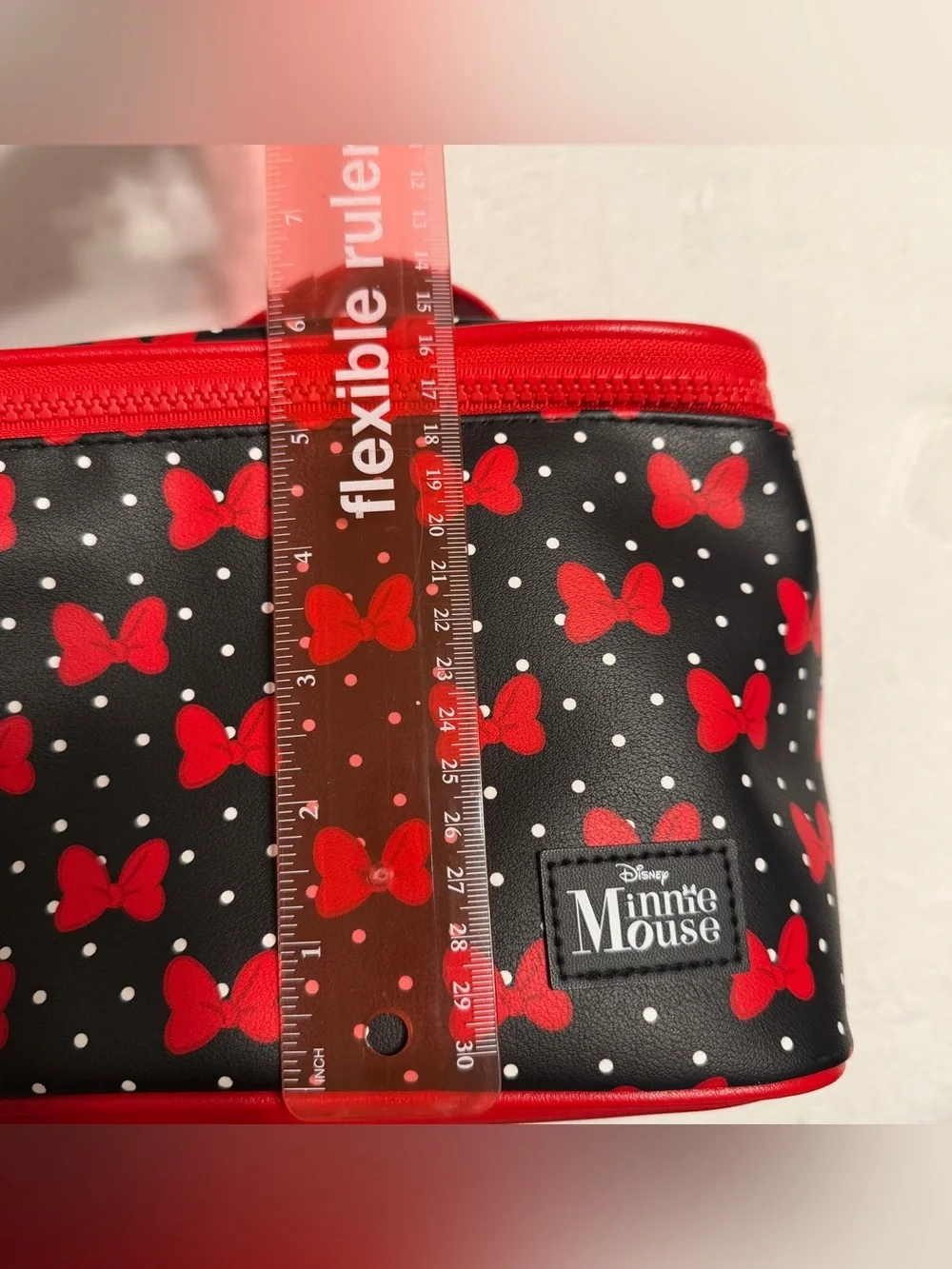 N/A cosmetic bag