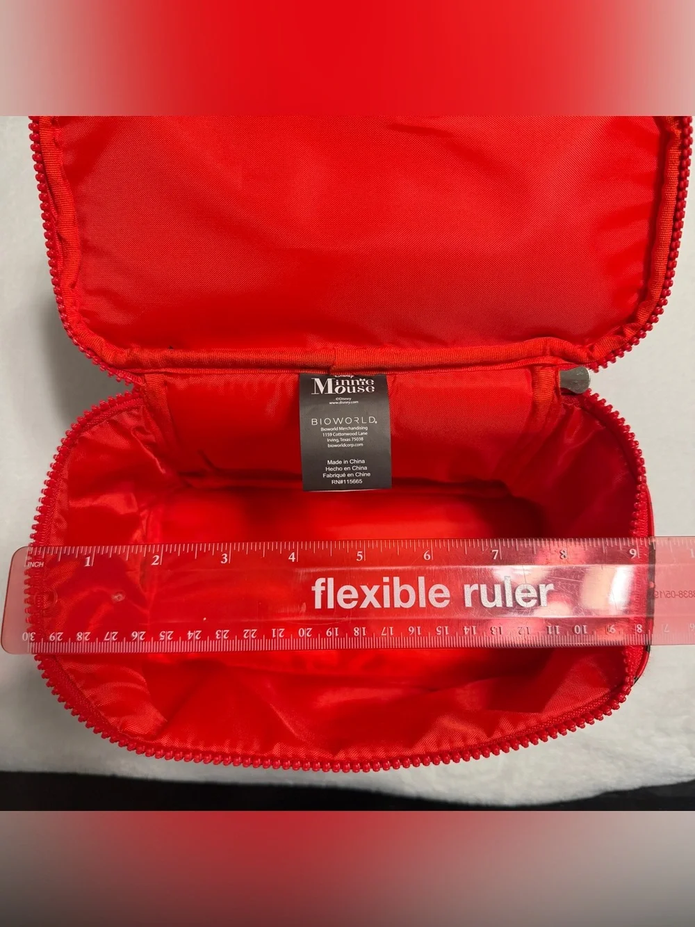 N/A cosmetic bag