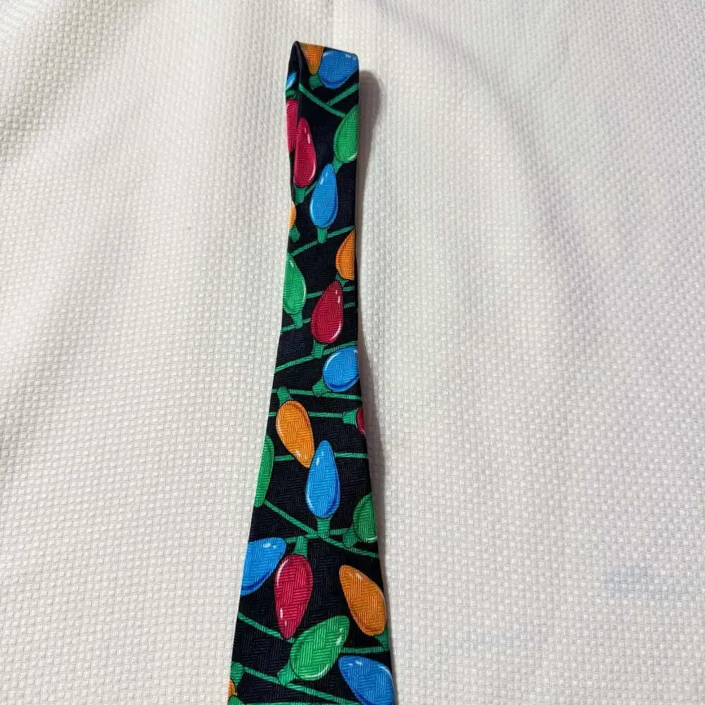 Addiction necktie 100%
