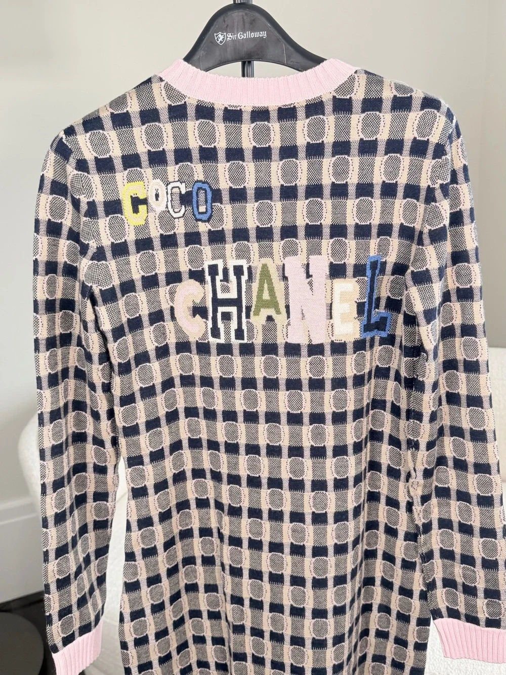CHANEL rare elegant