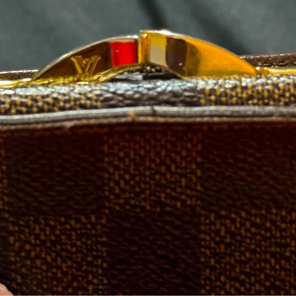 Louis Vuitton authentic louis