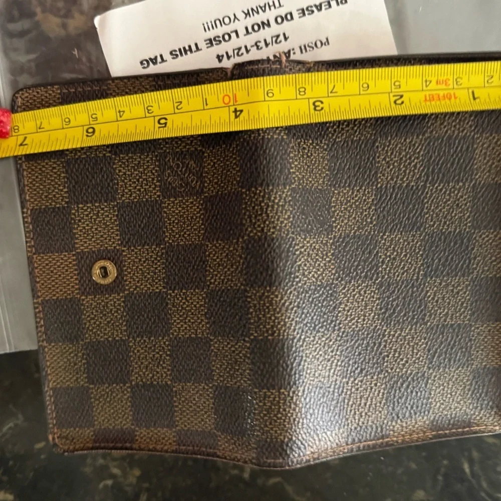 Louis Vuitton authentic louis