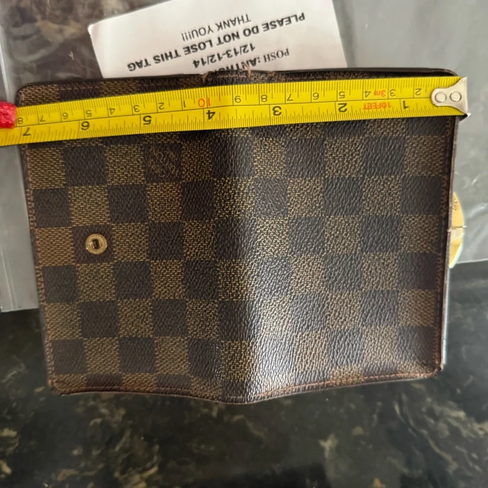Louis Vuitton authentic louis