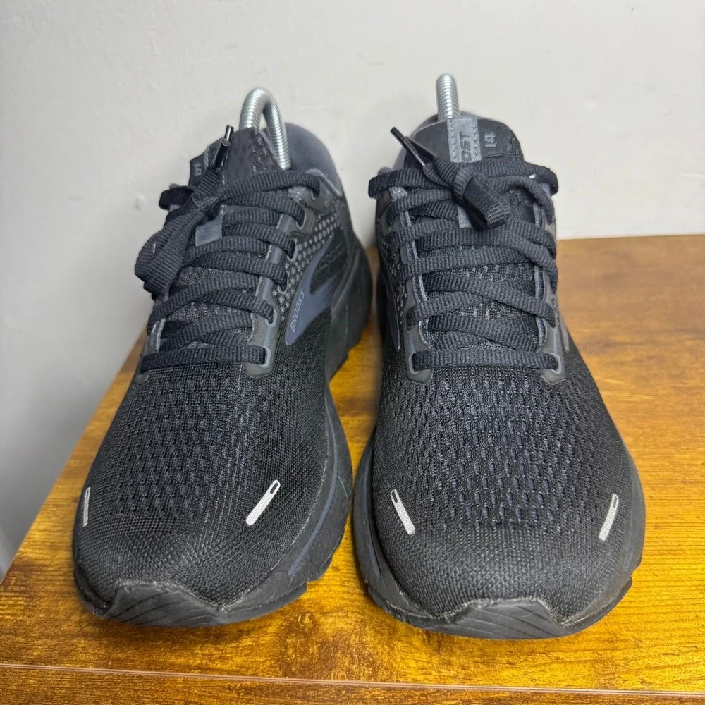 Brooks pre owned
