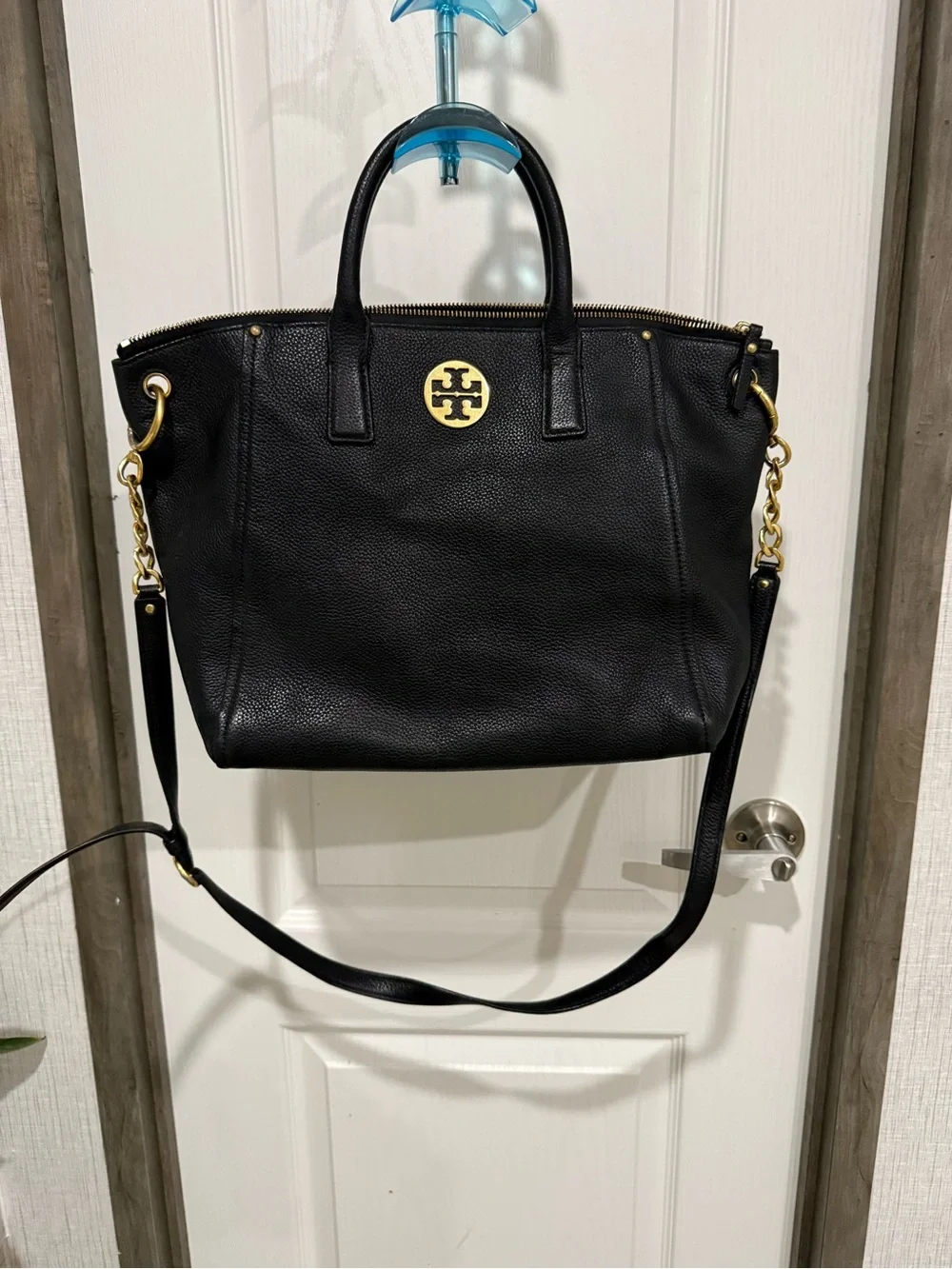 Tory Burch structured pebbled