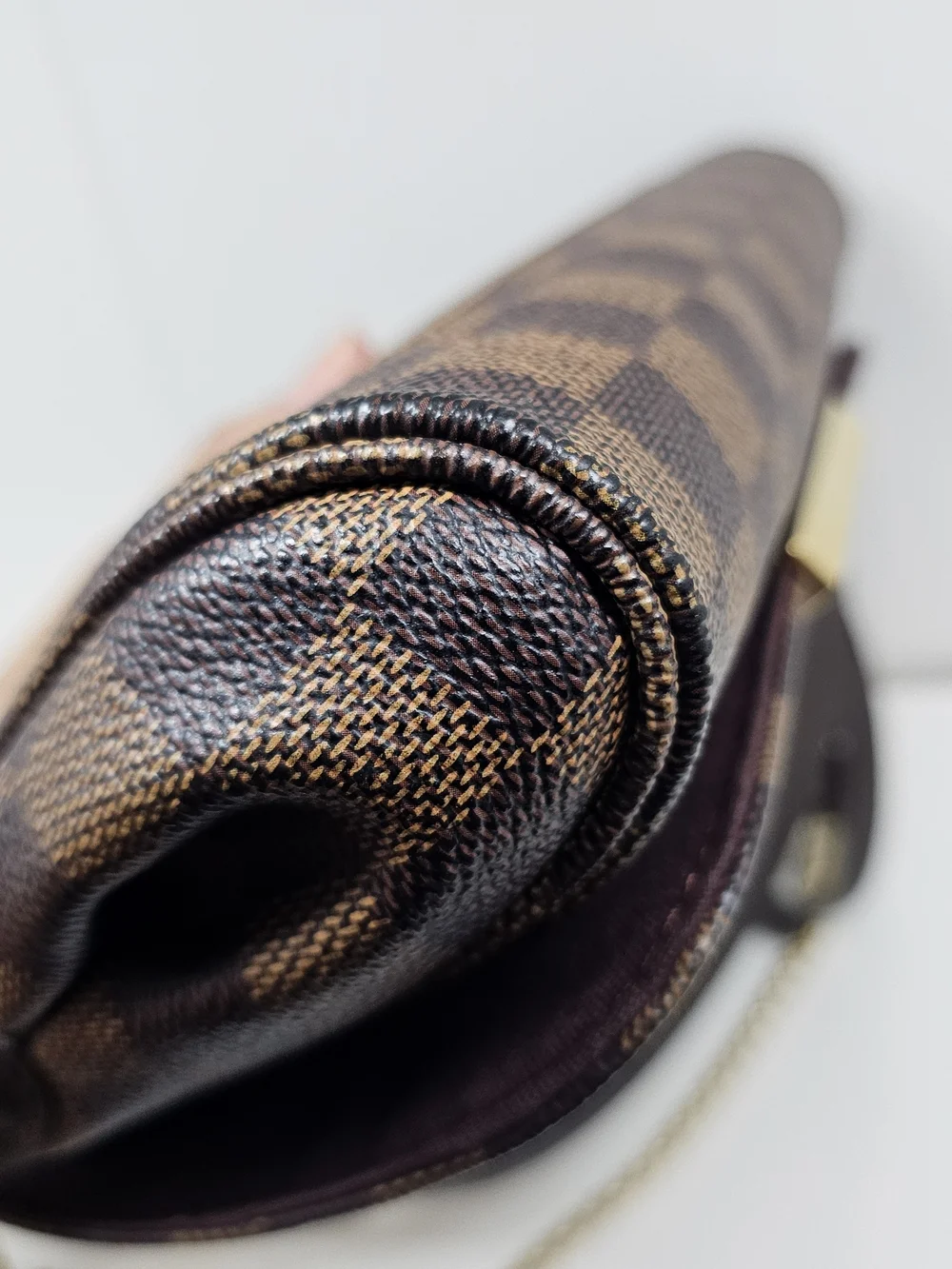 Louis Vuitton classic checkered