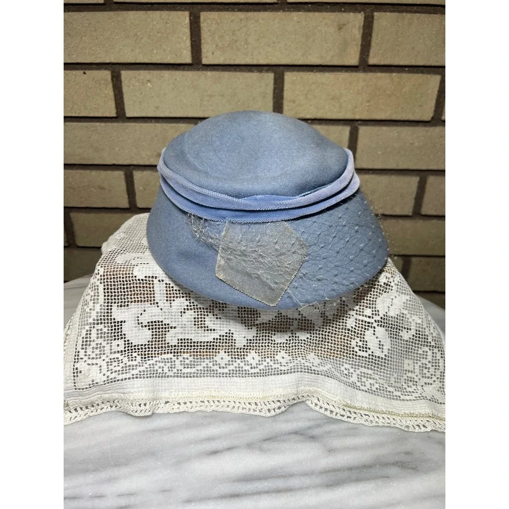 Vintage 100% Wool Pillbox Hat With Veil Neumann-Endler Fairfield Felts Blue