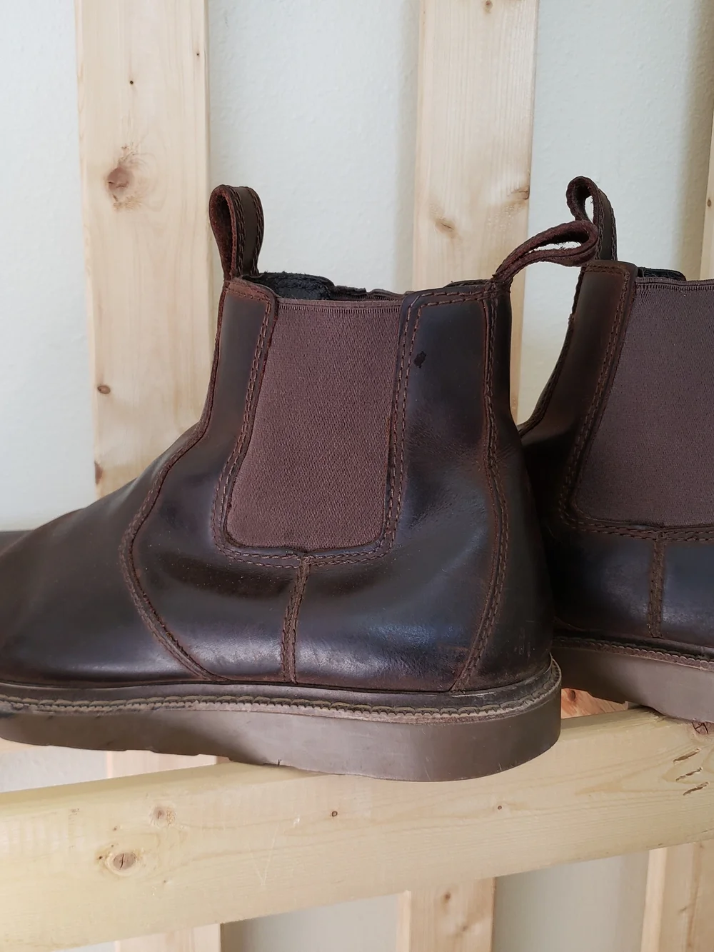 Duluth Trading Co sturdy chelsea
