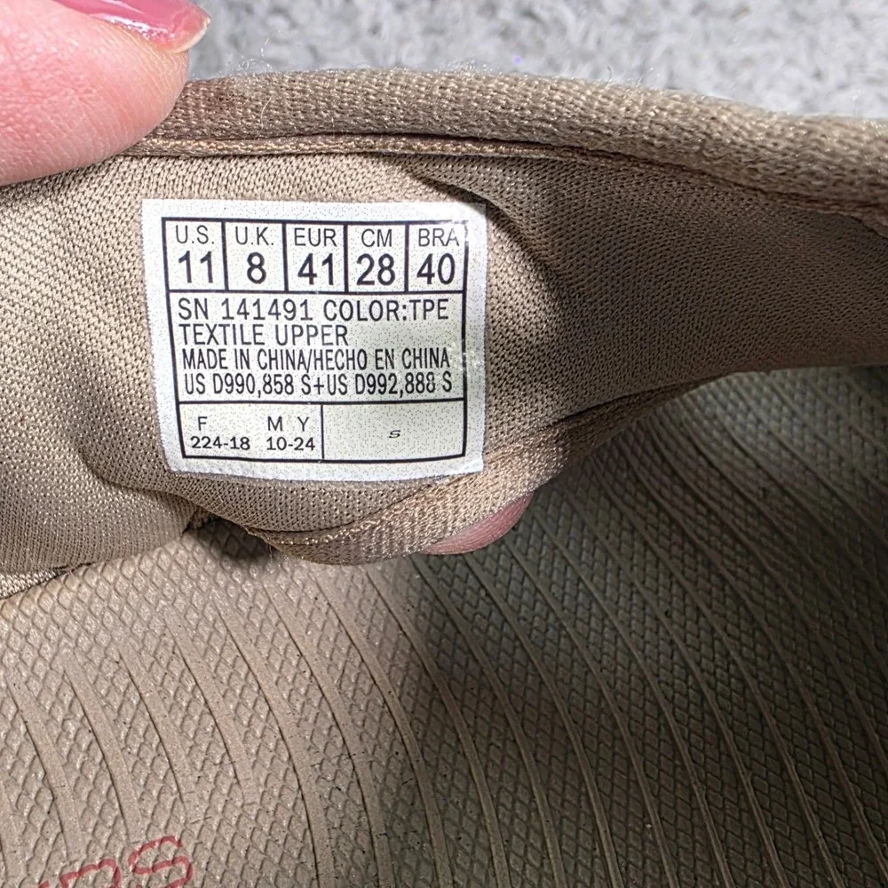 Skechers slip ins