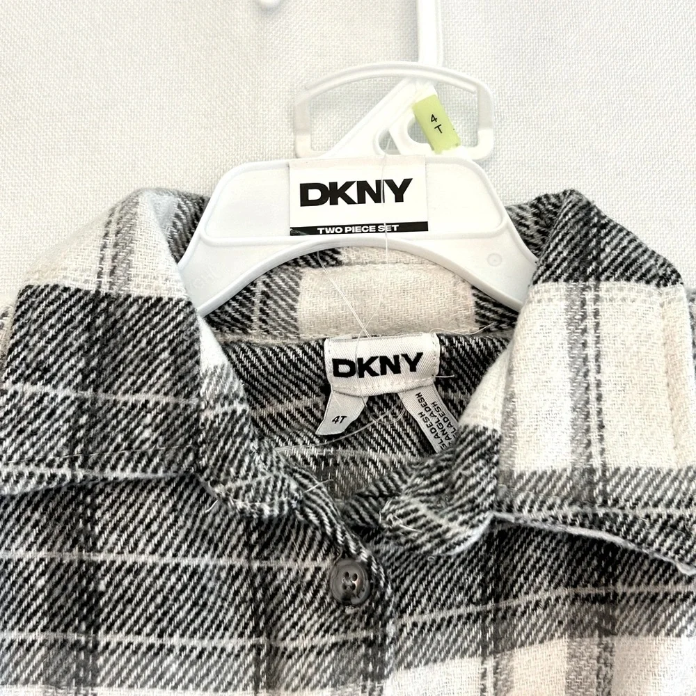 Dkny this 4t
