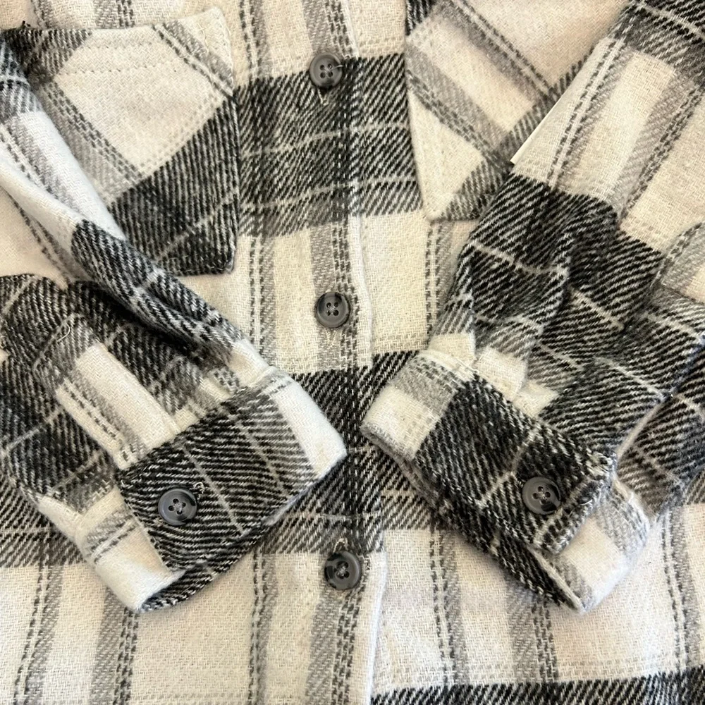 Dkny this 4t