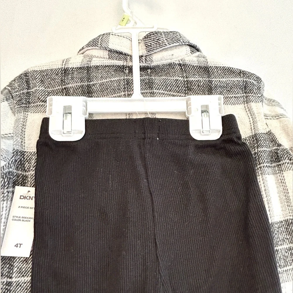 Dkny this 4t