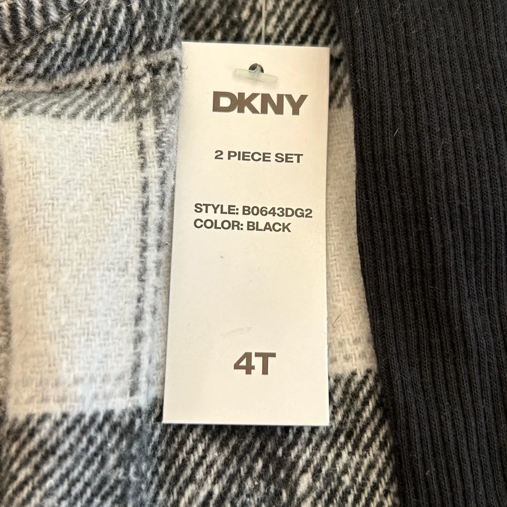 Dkny this 4t