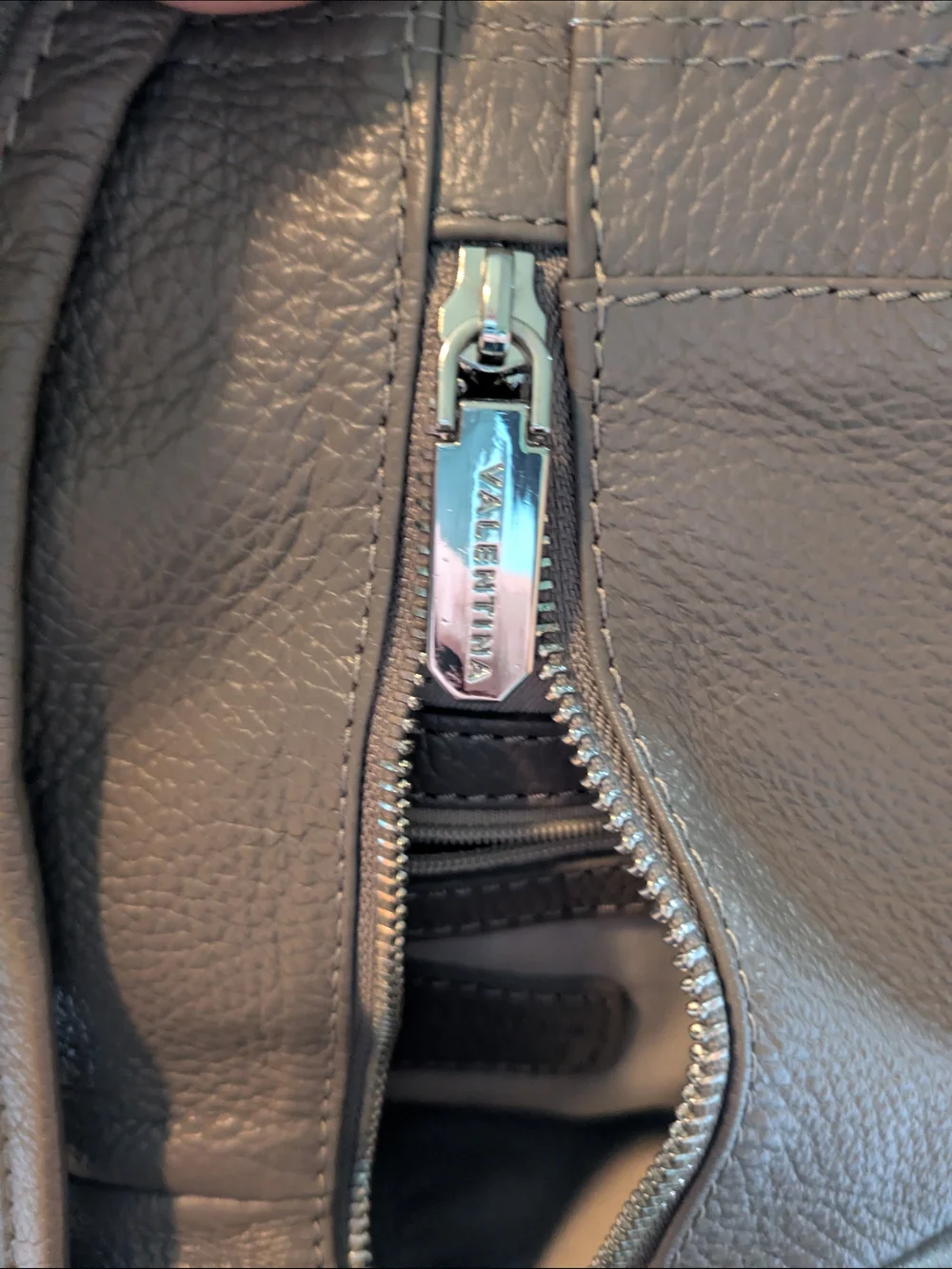 Valentina compact leather