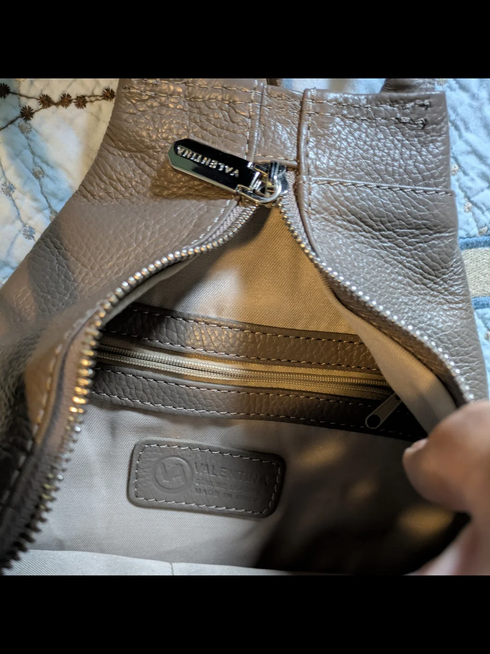 Valentina compact leather