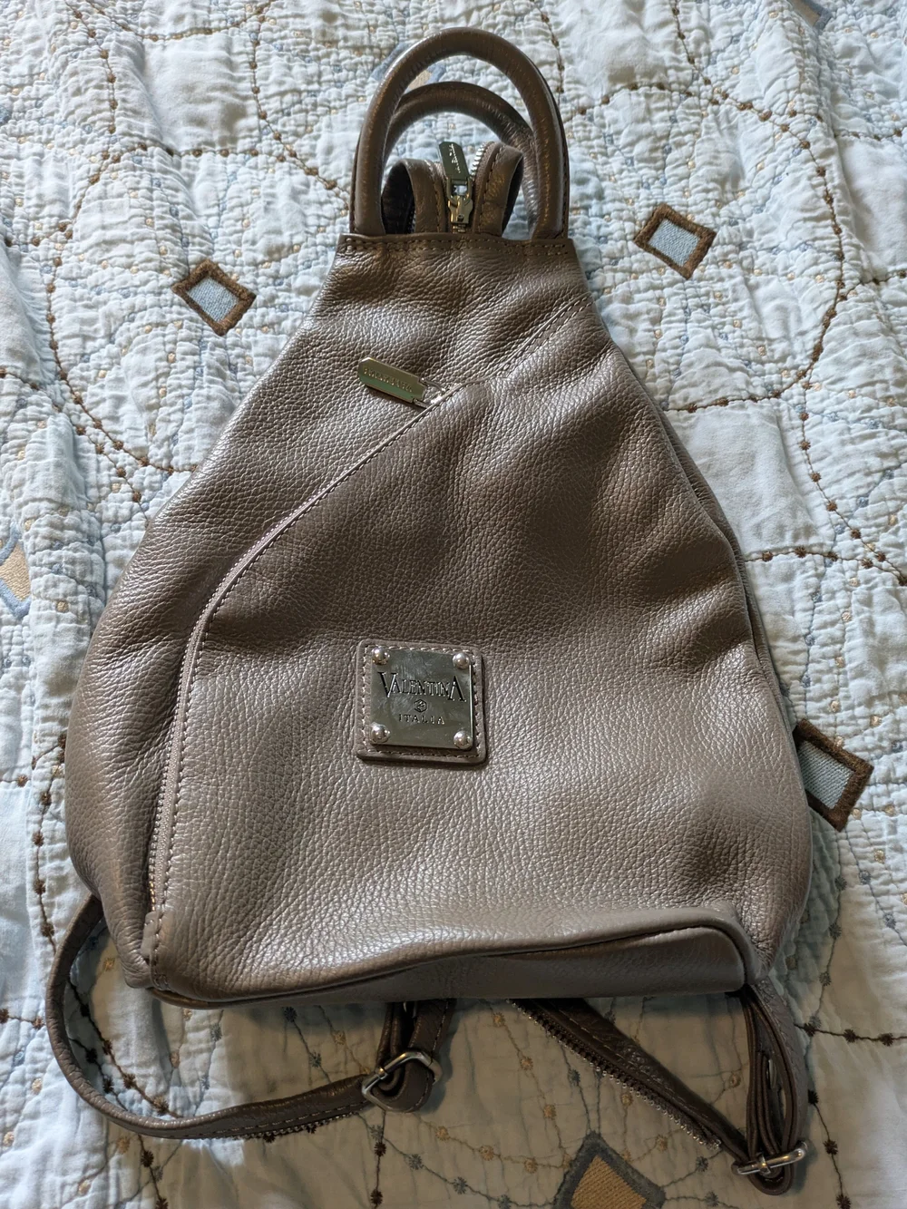 Valentina compact leather
