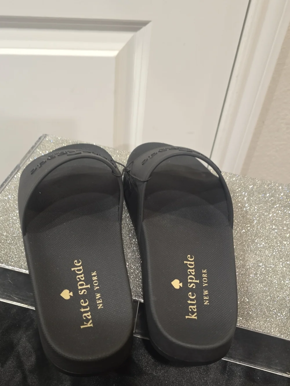 kate spade simple slip