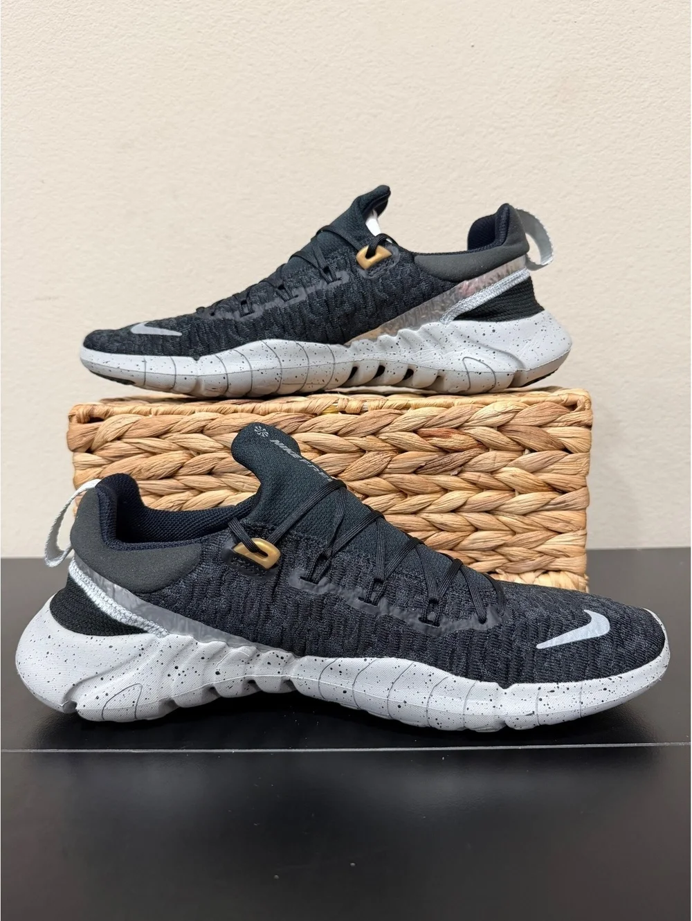 Size 9.5 - Nike Free Run 5.0 “Black Dark Smoke Grey”