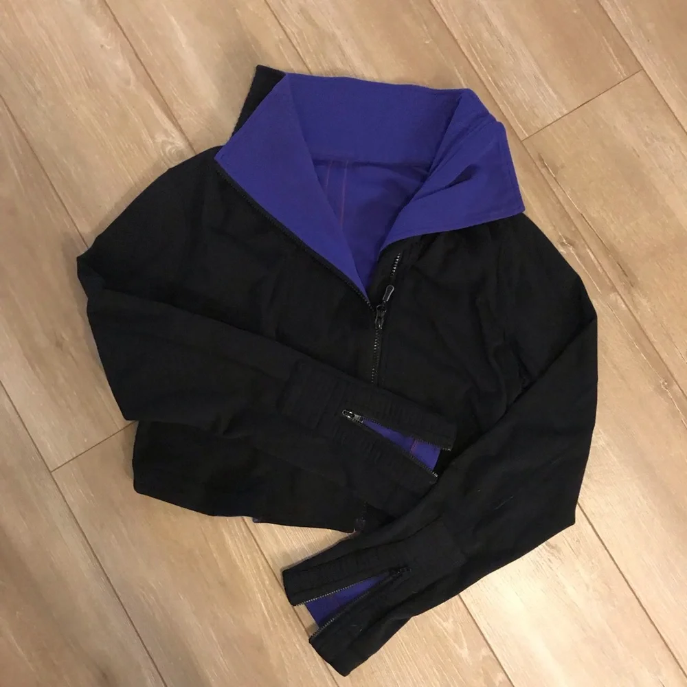 lululemon athletica cropped bomber