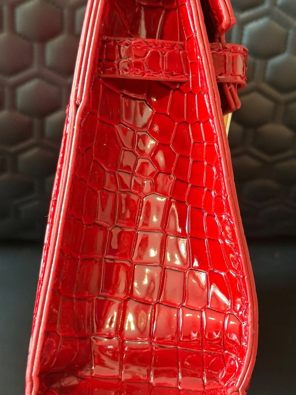 N/A sophisticated red