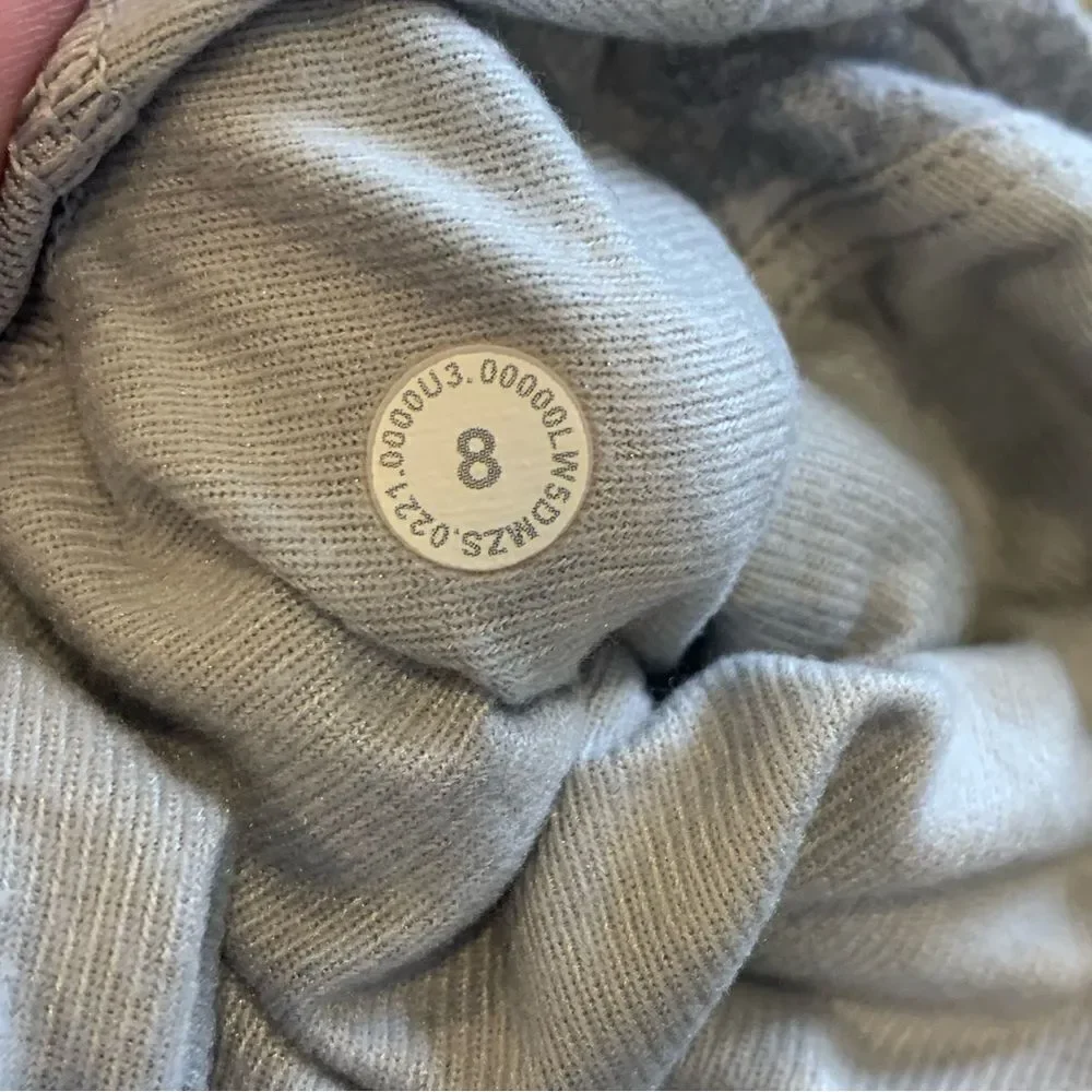 lululemon athletica size rip