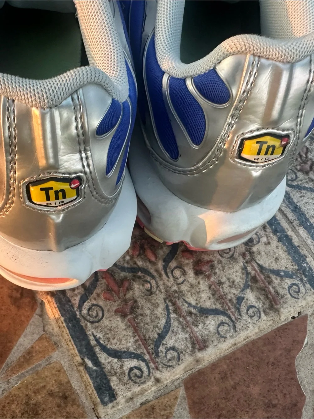 Nike selling gorgeous