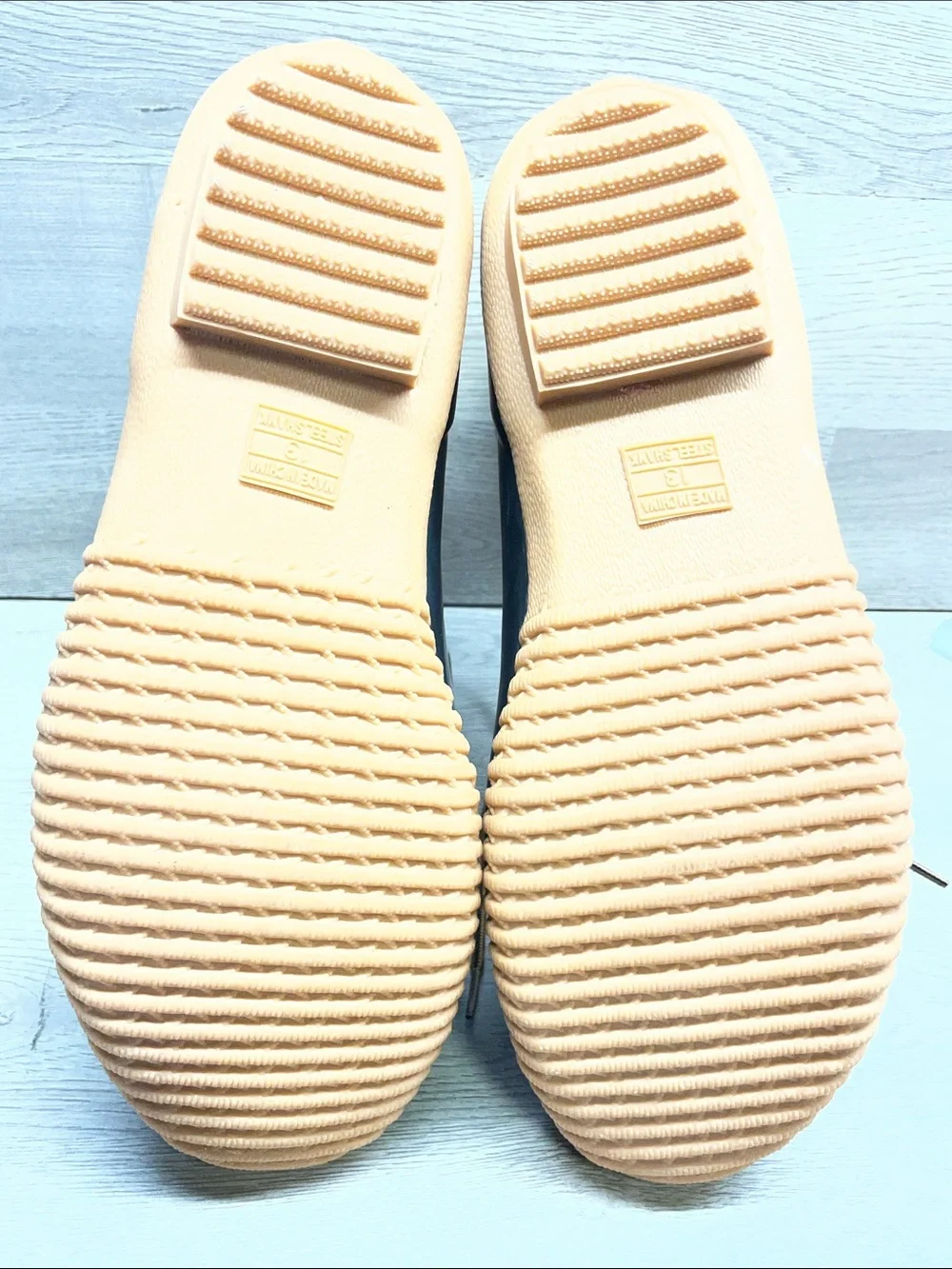 Lands End durable waterproof