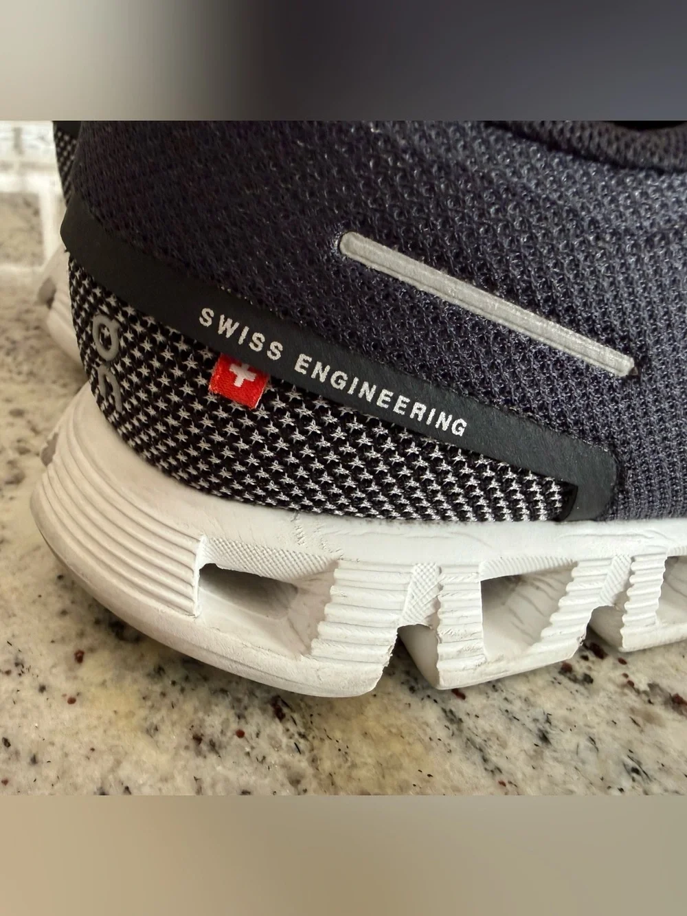 On Cloud 6 cloud sneakers