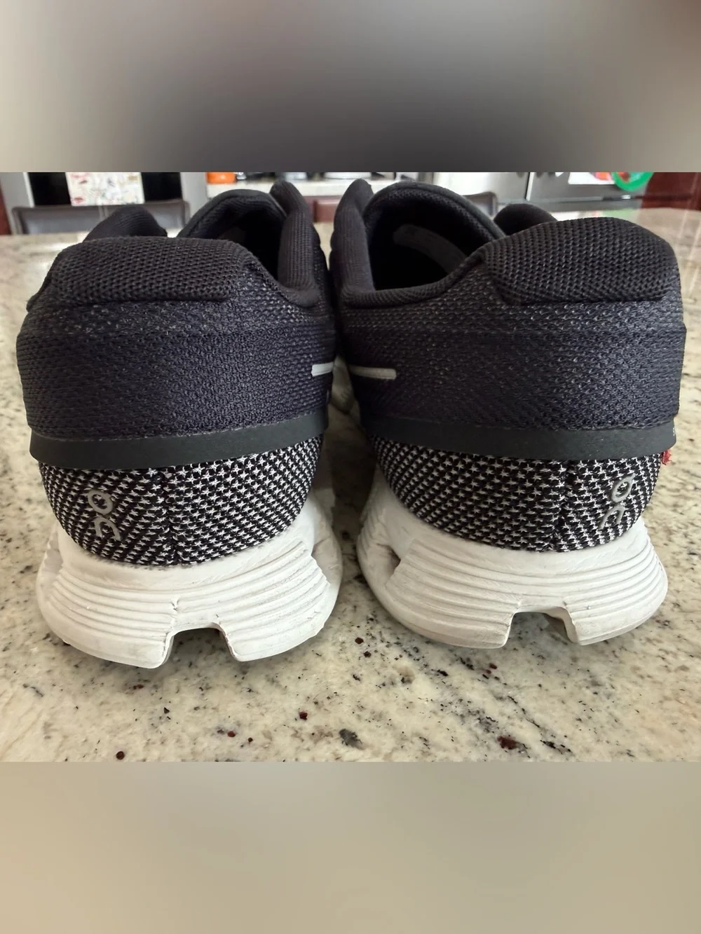 On Cloud 6 cloud sneakers