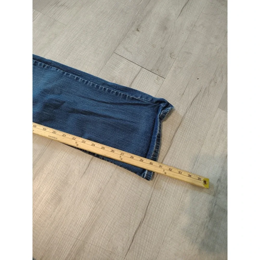 Levis these levi
