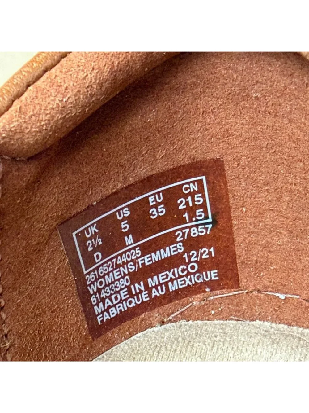 Clarks preowned excellent