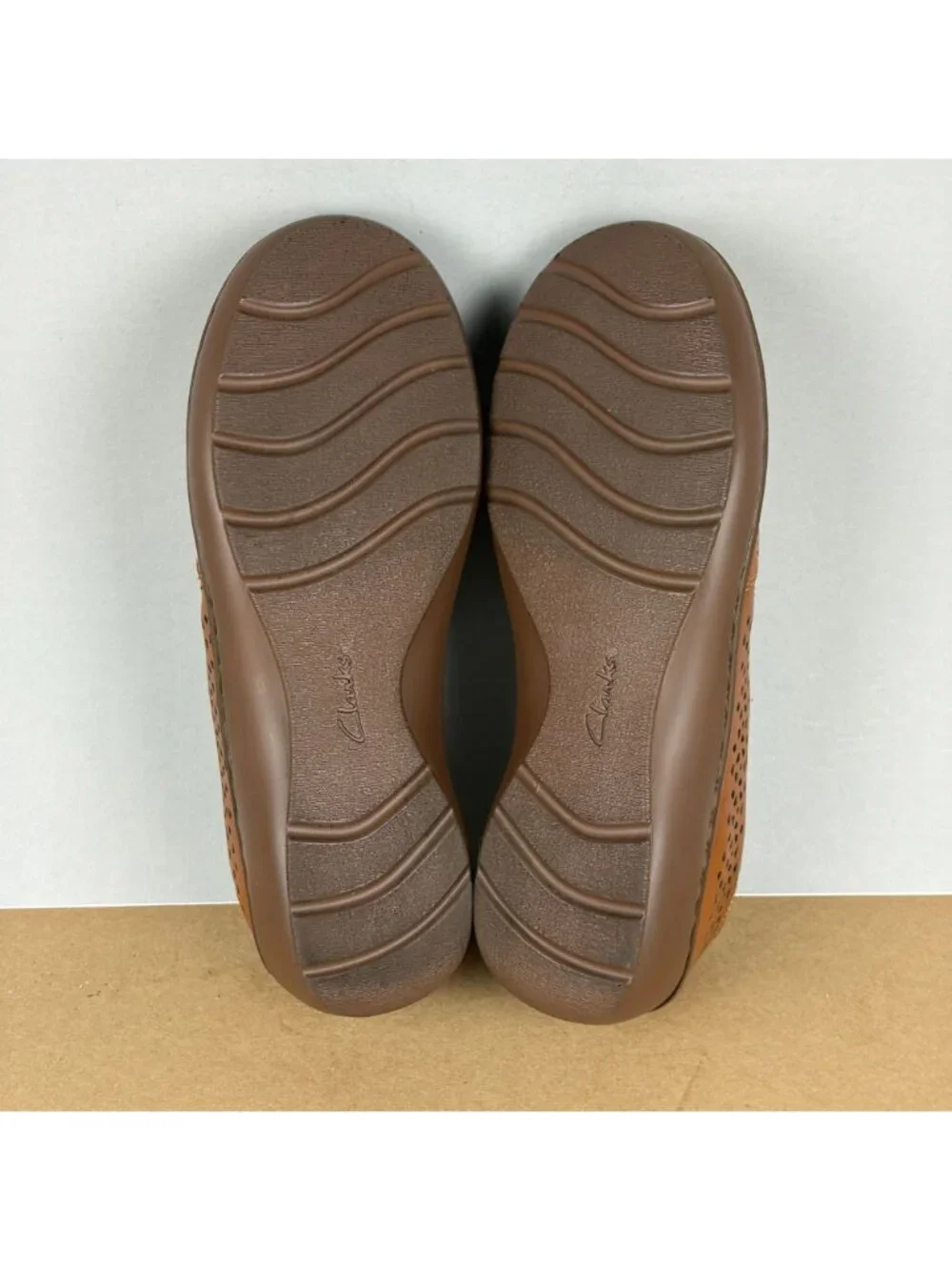Clarks preowned excellent