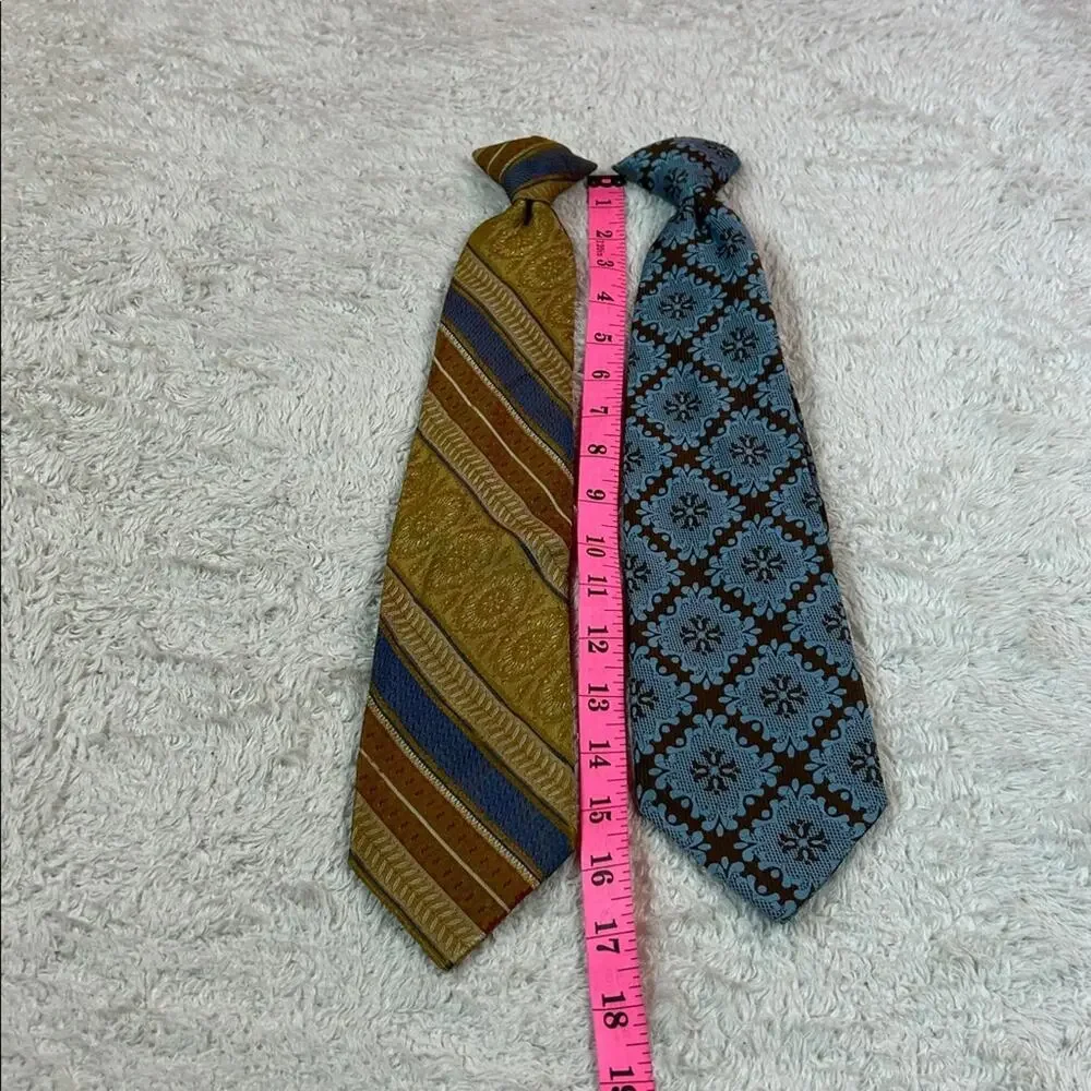 Vintage 70s clip