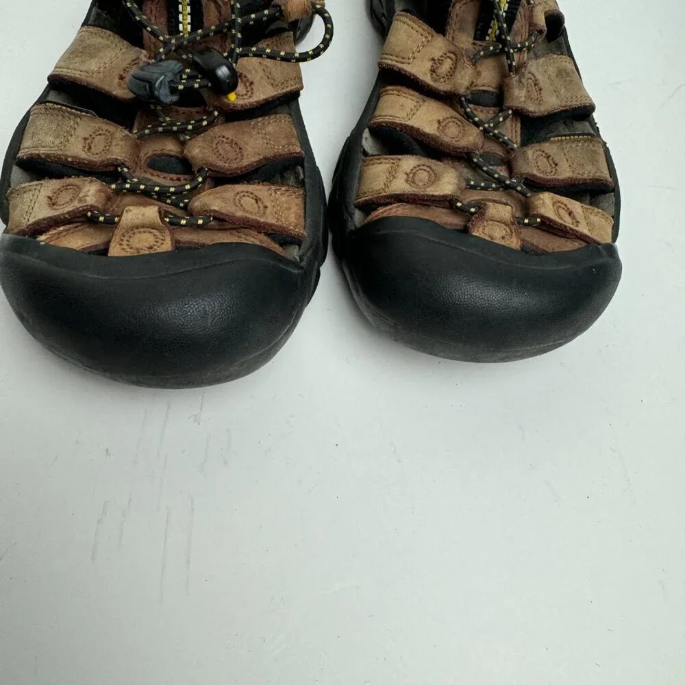 Keen Hiking  Brown Sandals