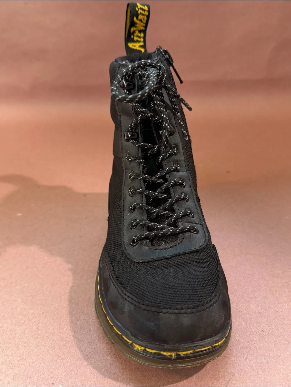 Dr. Martens rugged lace