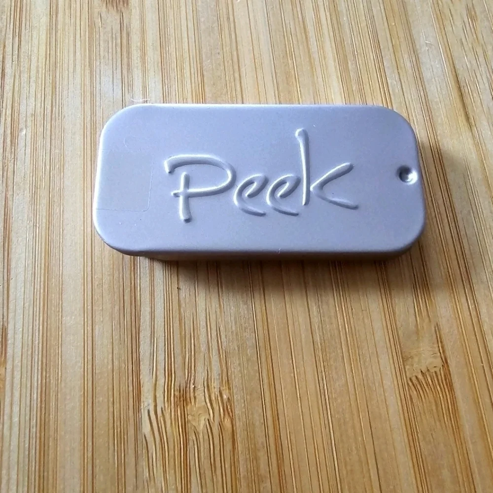 Peek beauty eye