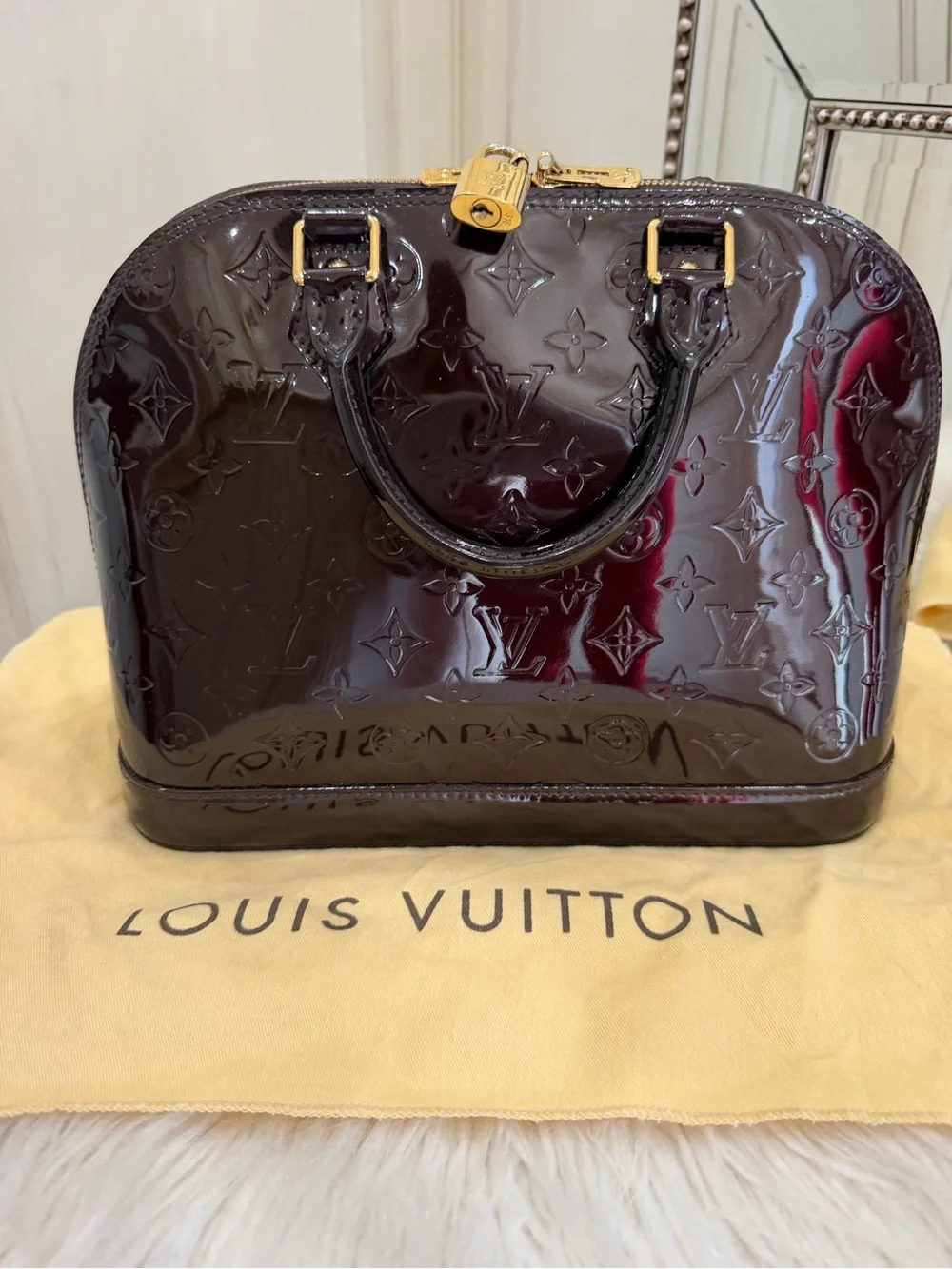 Louis Vuitton beautiful louis