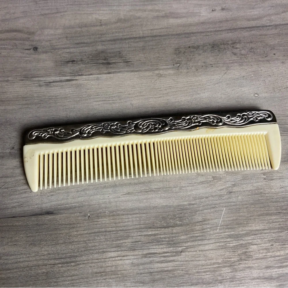 N/A vintage ornate