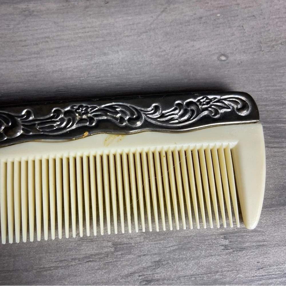 N/A vintage ornate