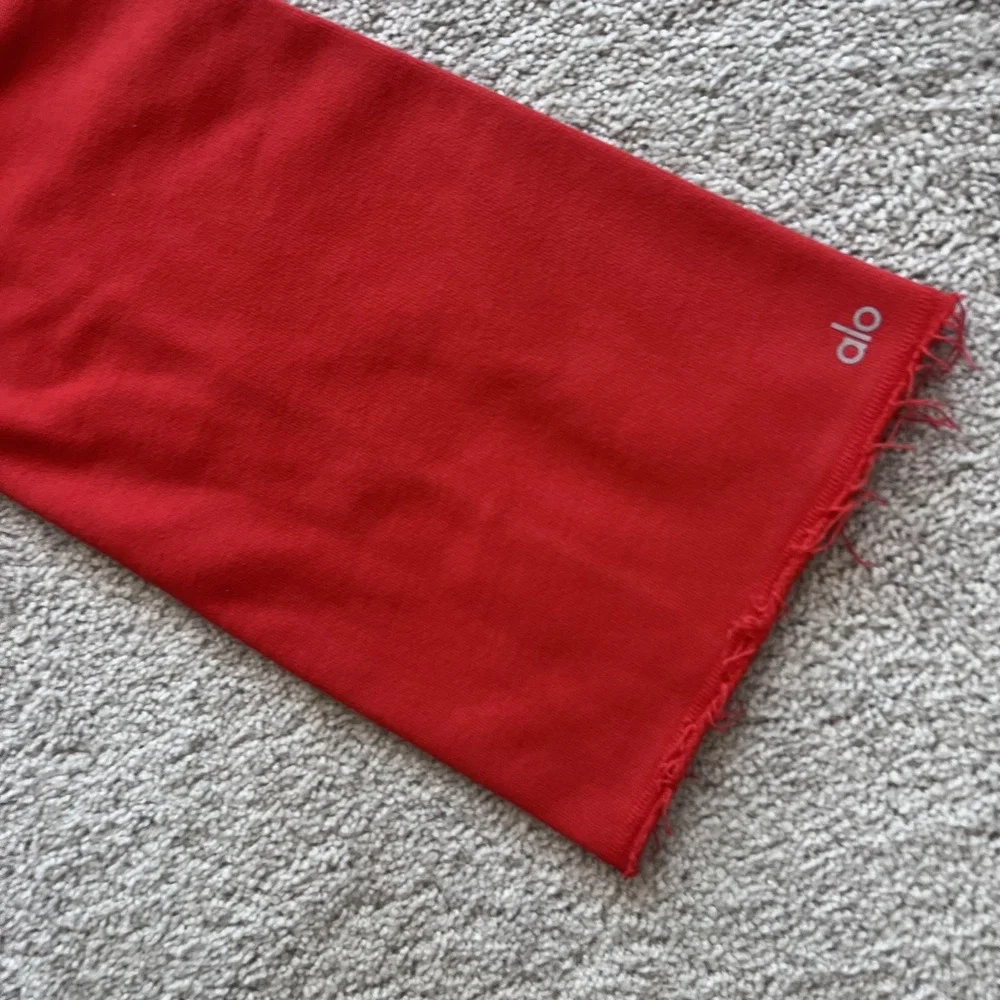 ALO Yoga brand alo