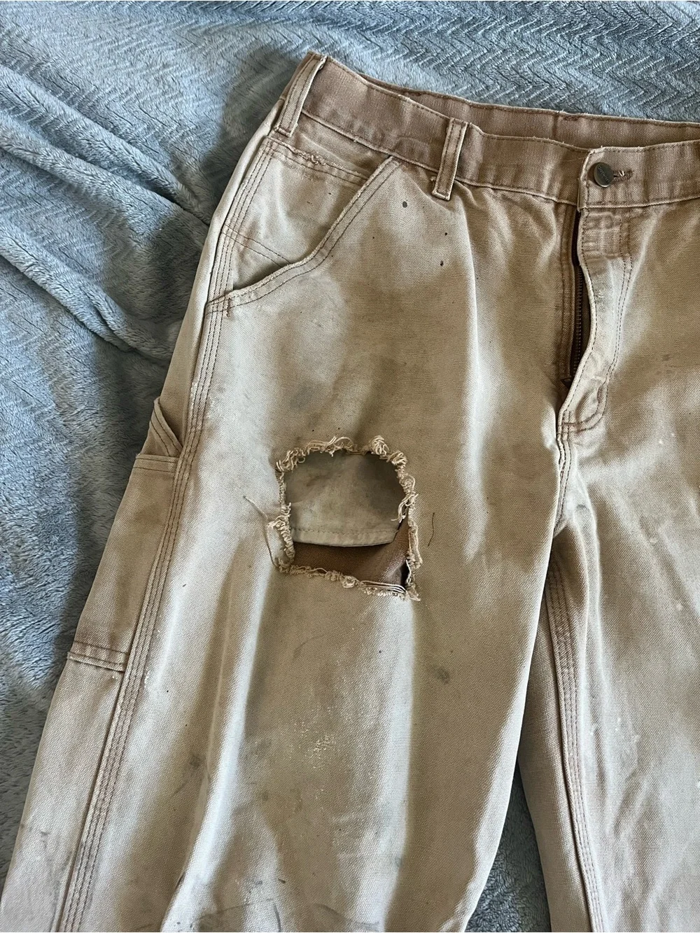 Carhartt size 32