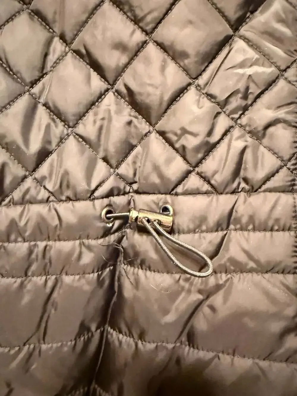 Sebby hooded water