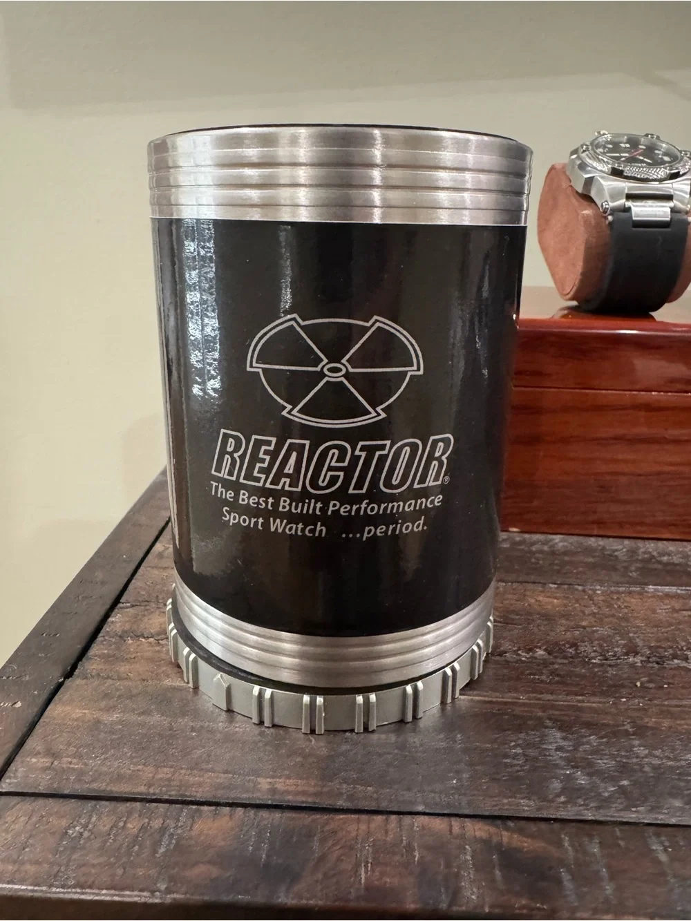 Reactor men dive