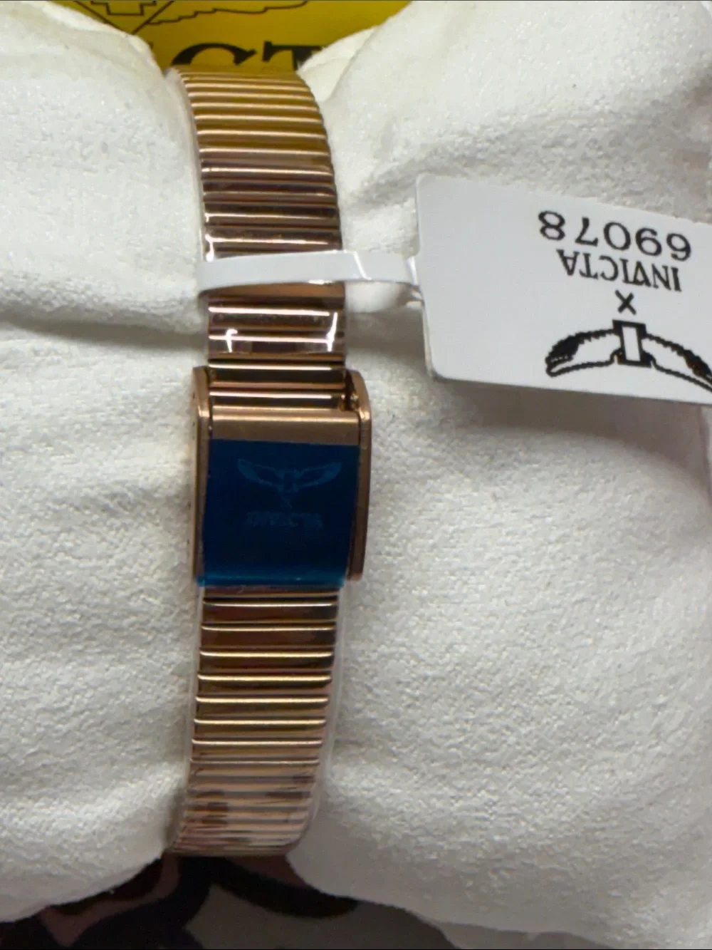 Invicta 69078 elegant
