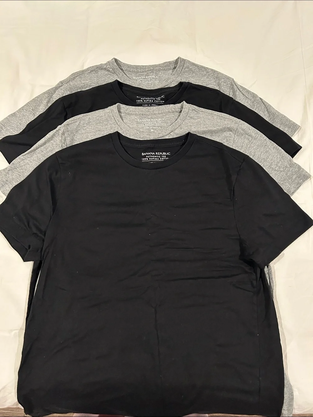 Banana Republic Men’s Crew Neck T-Shirt 4 Set - Black & Light Gray(M)