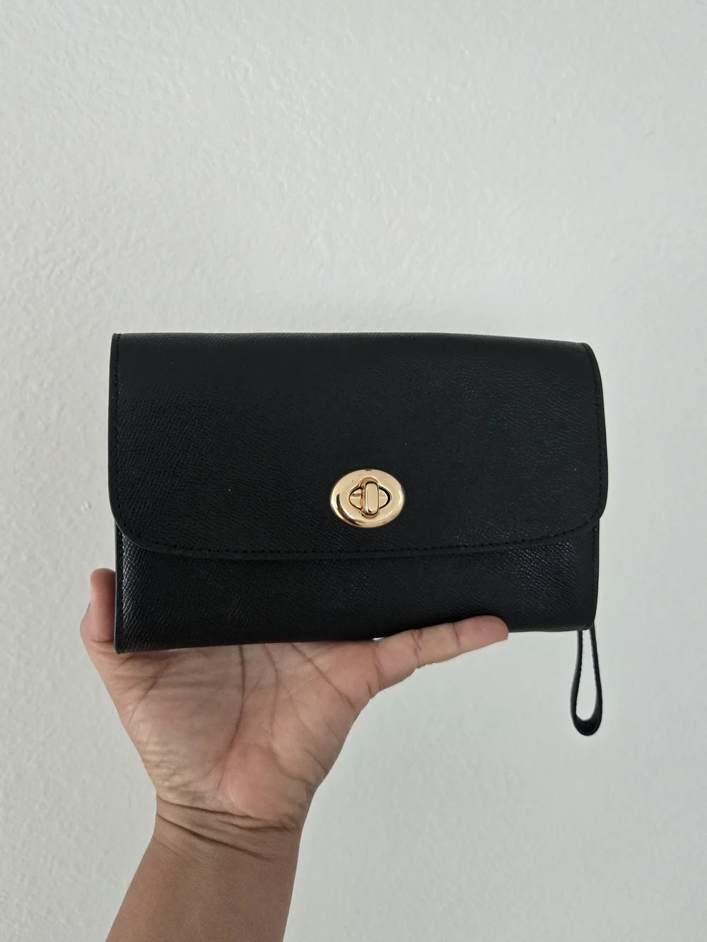 Coach sleek black