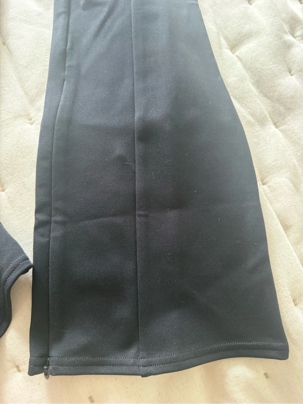 ALO Yoga High-Waist 7/8 Zip It Flare Legging — Black NWT!