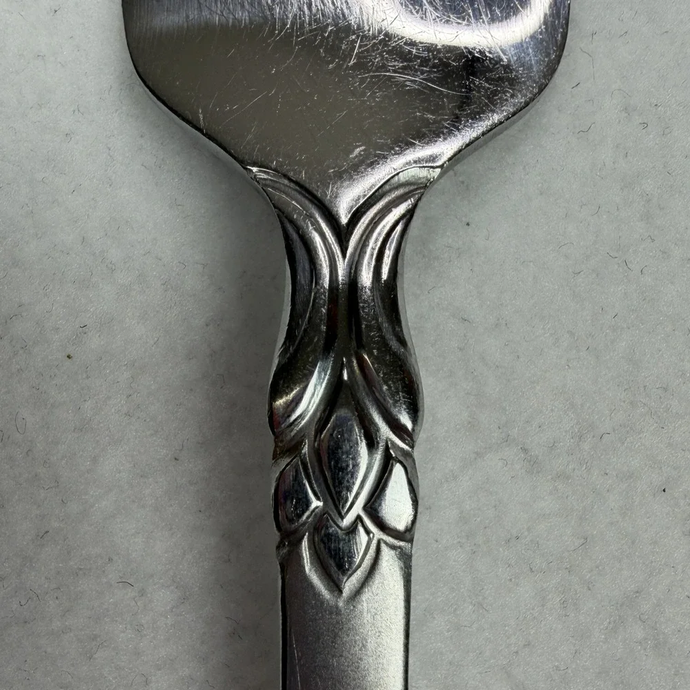 Oneida stainless steel