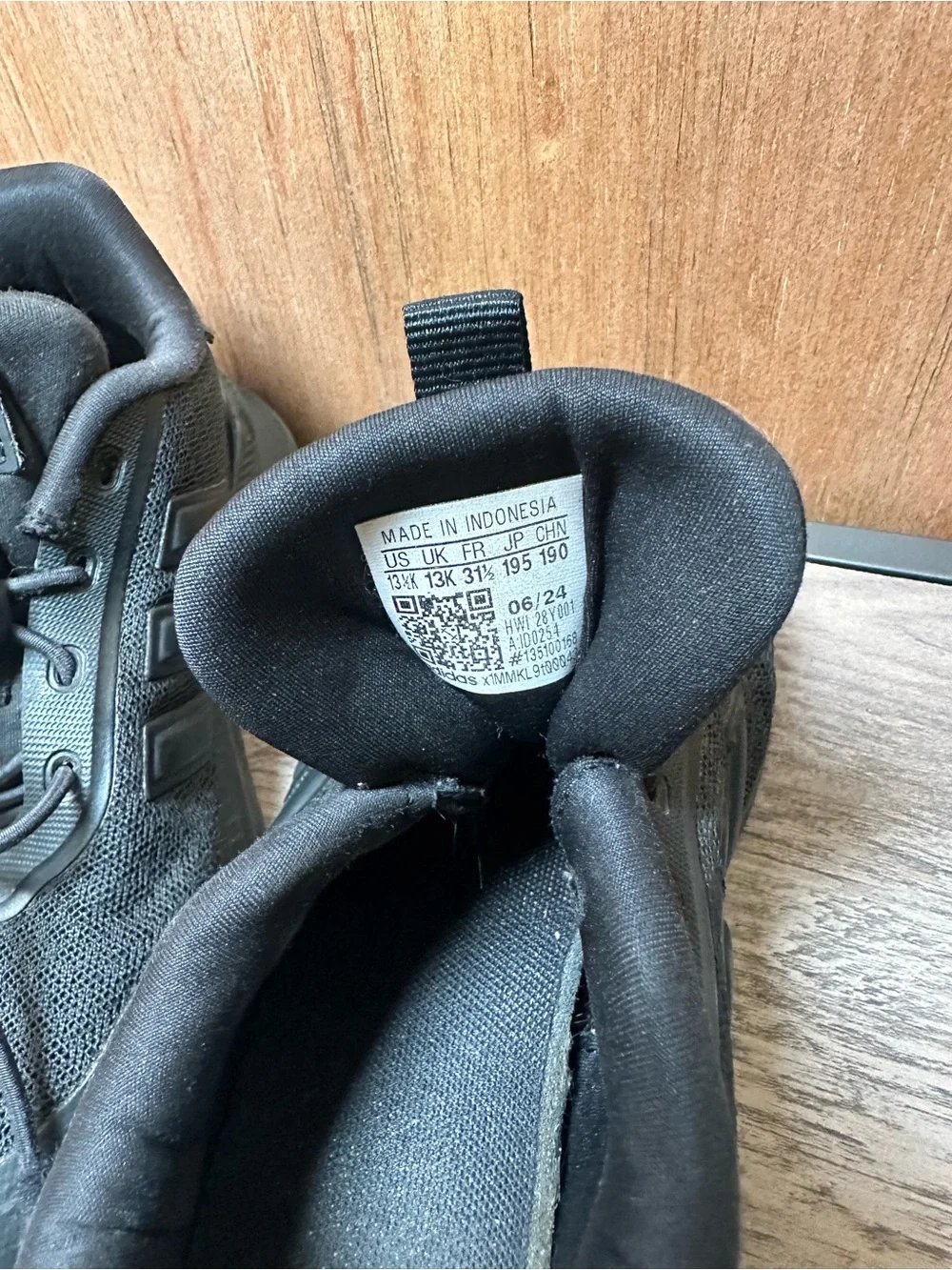 adidas all black